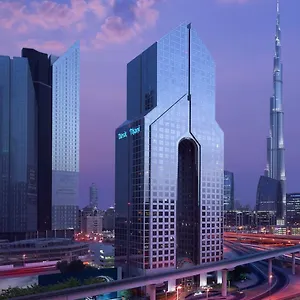 Dusit Thani 5* Dubaj